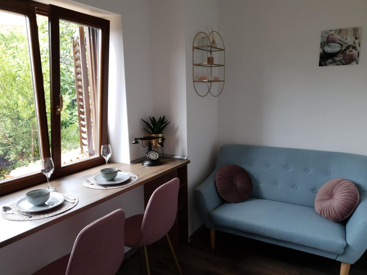 Arena Delight Studio Apartments Пула Екстериор снимка