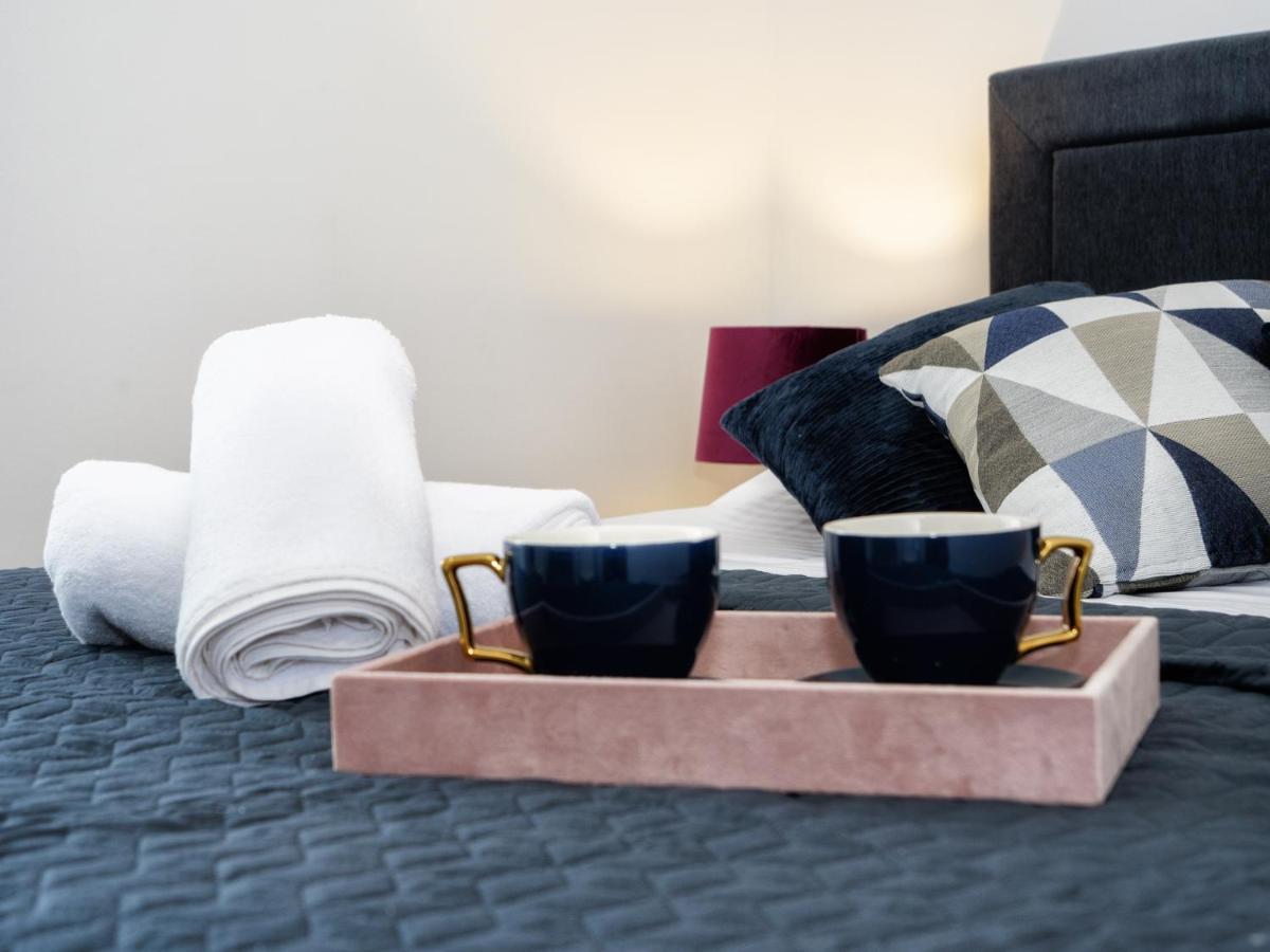 Arena Delight Studio Apartments Пула Екстериор снимка